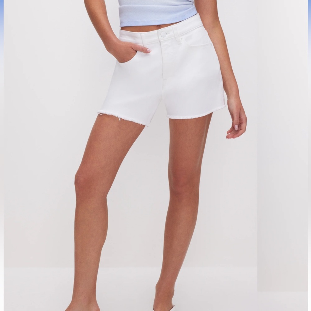 GOOD AMERICAN 90s shorts color white